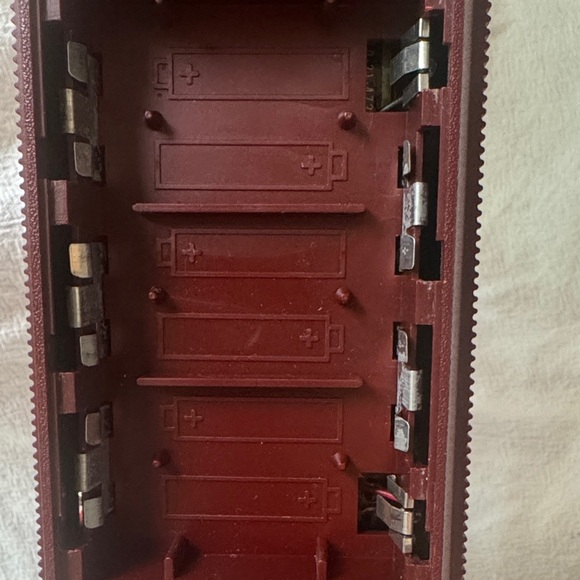 Red Merlin Handheld Console - Picture 12 of 13